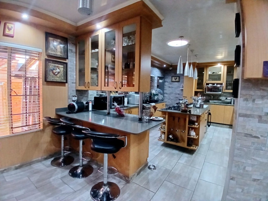 4 Bedroom Property for Sale in Vaalpark Free State